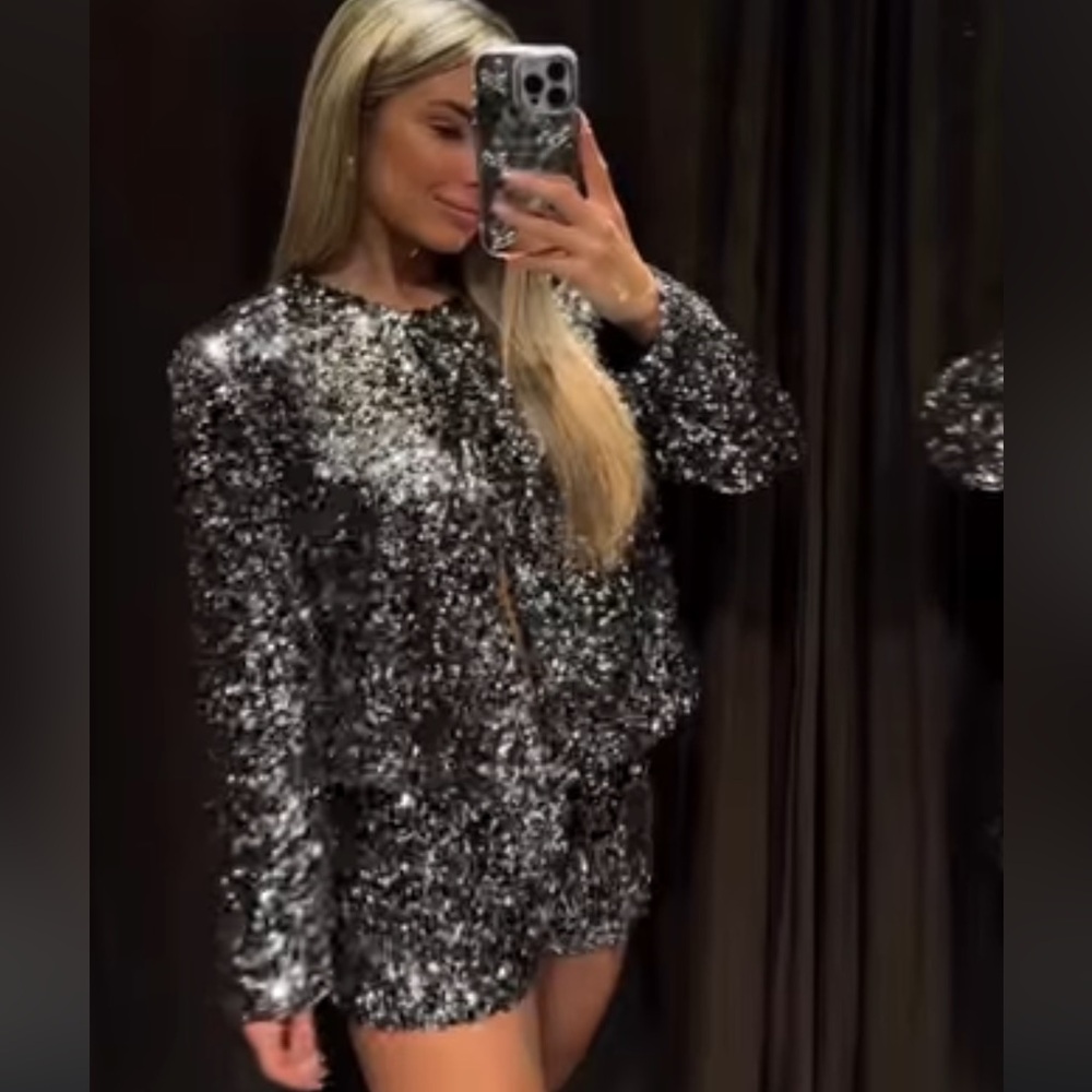 ZARA SHORT SEQUINED BLAZER